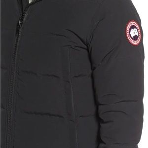 Canada Goose Men’s Woolford” bomber jacket